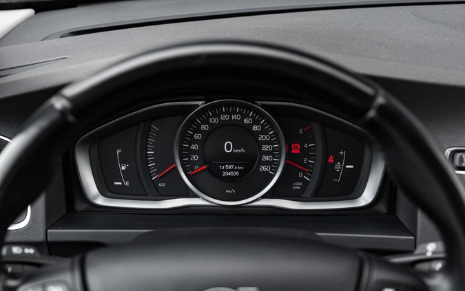 Volvo S60 cena 39900 przebieg: 234506, rok produkcji 2013 z Ostrowiec Świętokrzyski małe 781